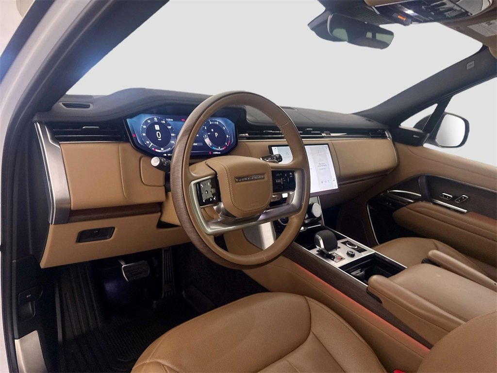 Used 2023 Land Rover Range Rover SE image 9
