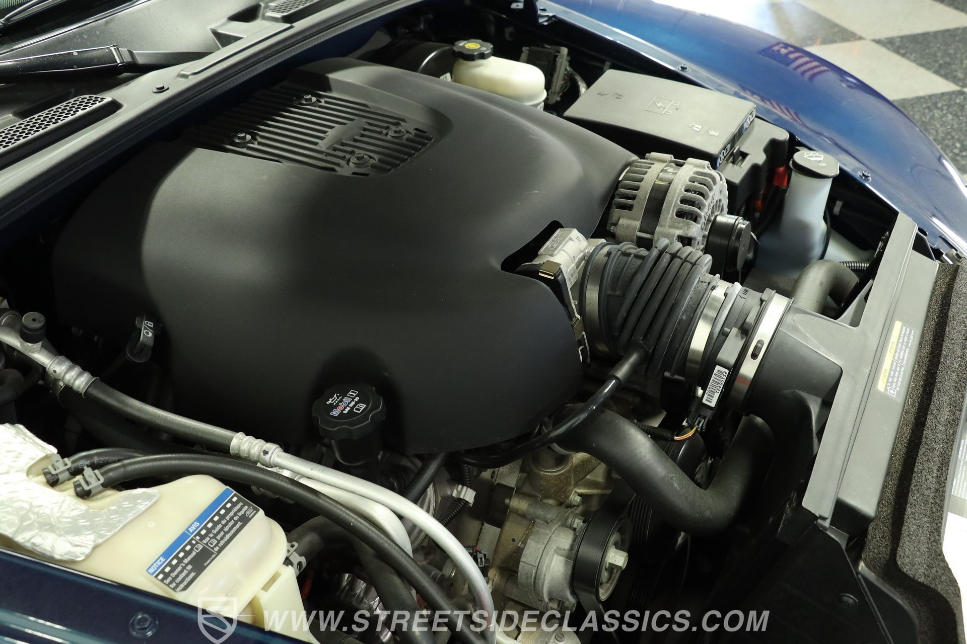 Used 2006 Chevrolet SSR w/ Preferred Equipment Group RWD image 32