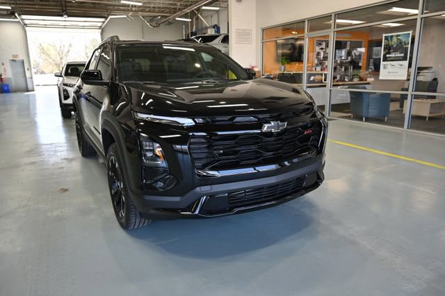 New 2026 Chevrolet Equinox RS FWD image 3