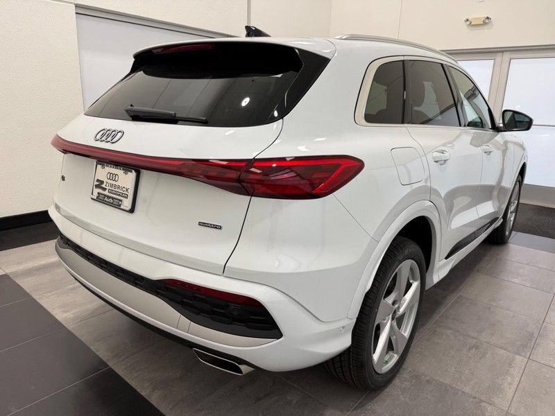 New 2026 Mercedes-Benz E 450 4MATIC All-Terrain Wagon image 2