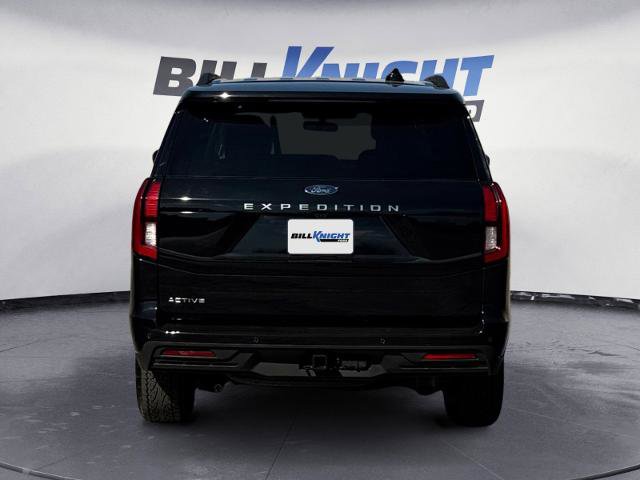 Certified 2025 Ford Expedition Active image 4