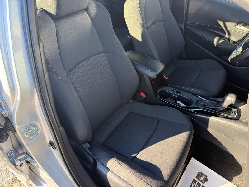 Used 2024 Toyota Corolla SE image 11