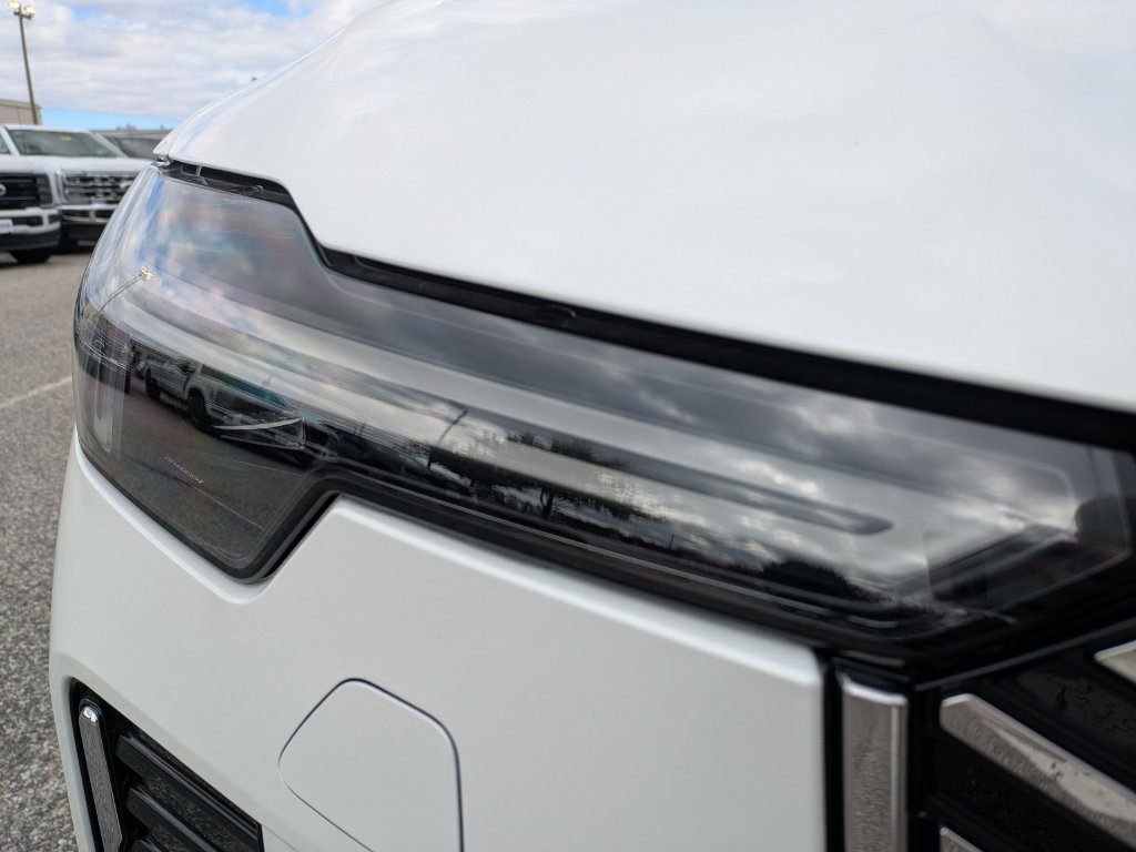 New 2026 Volvo XC90 B6 Plus w/ Protection Package Premier AWD/4WD image 10