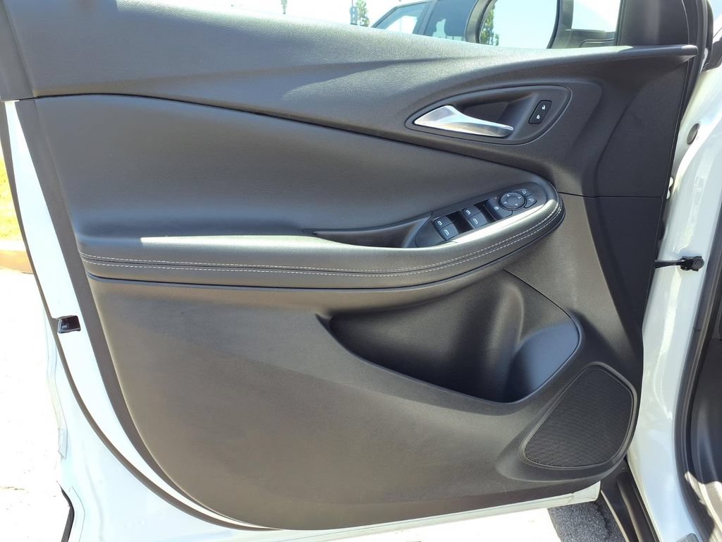 Used 2023 Buick Encore GX Preferred FWD image 22