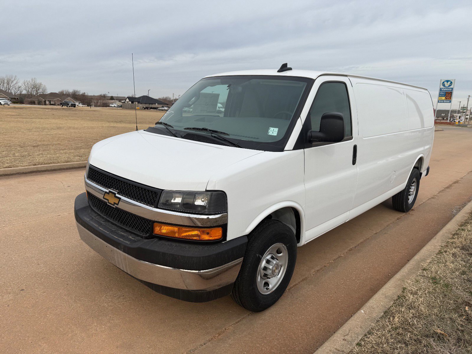 New 2025 Chevrolet Express 3500 Extended w/ Driver Convenience Package RWD image 7