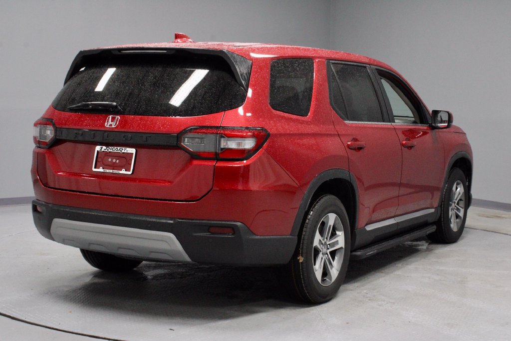 Used 2023 Honda Pilot EX-L image 11