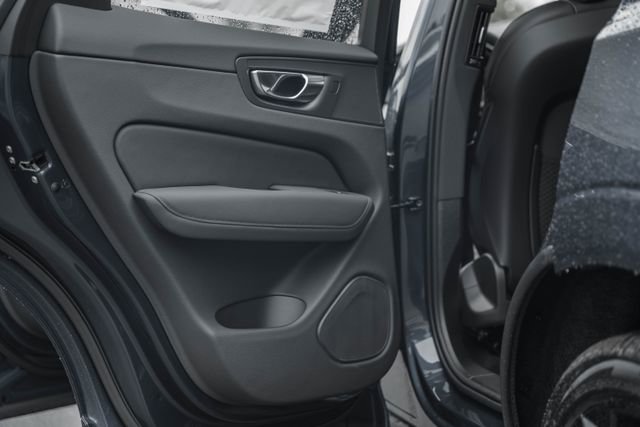 New 2026 Volvo XC60 B5 Ultra w/ Protection Package Premier image 38