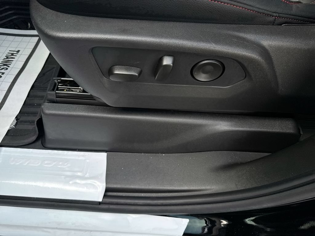 New 2026 Chevrolet Silverado 1500 RST AWD/4WD image 14
