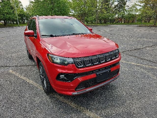 Used 2022 Jeep Compass Limited AWD/4WD image 8