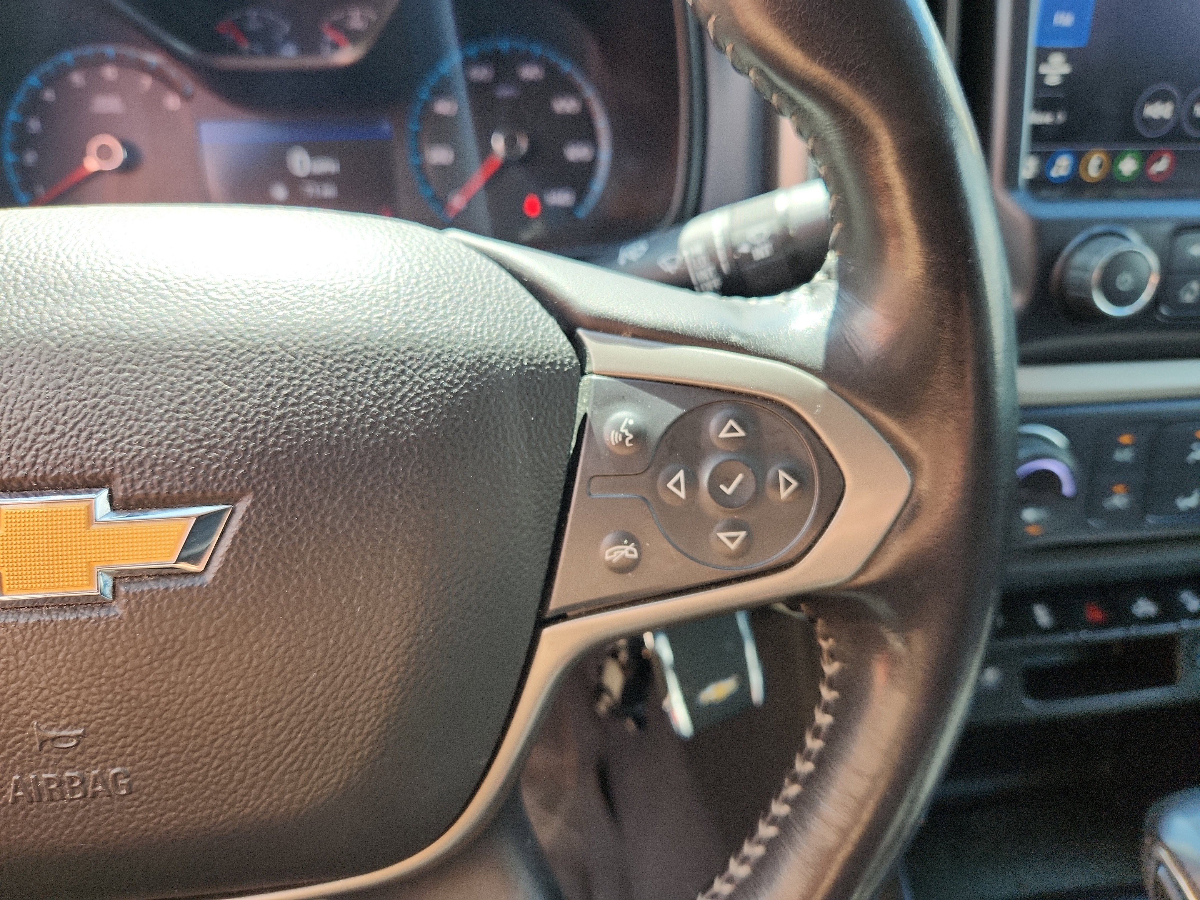 Used 2022 Chevrolet Colorado Z71 image 29