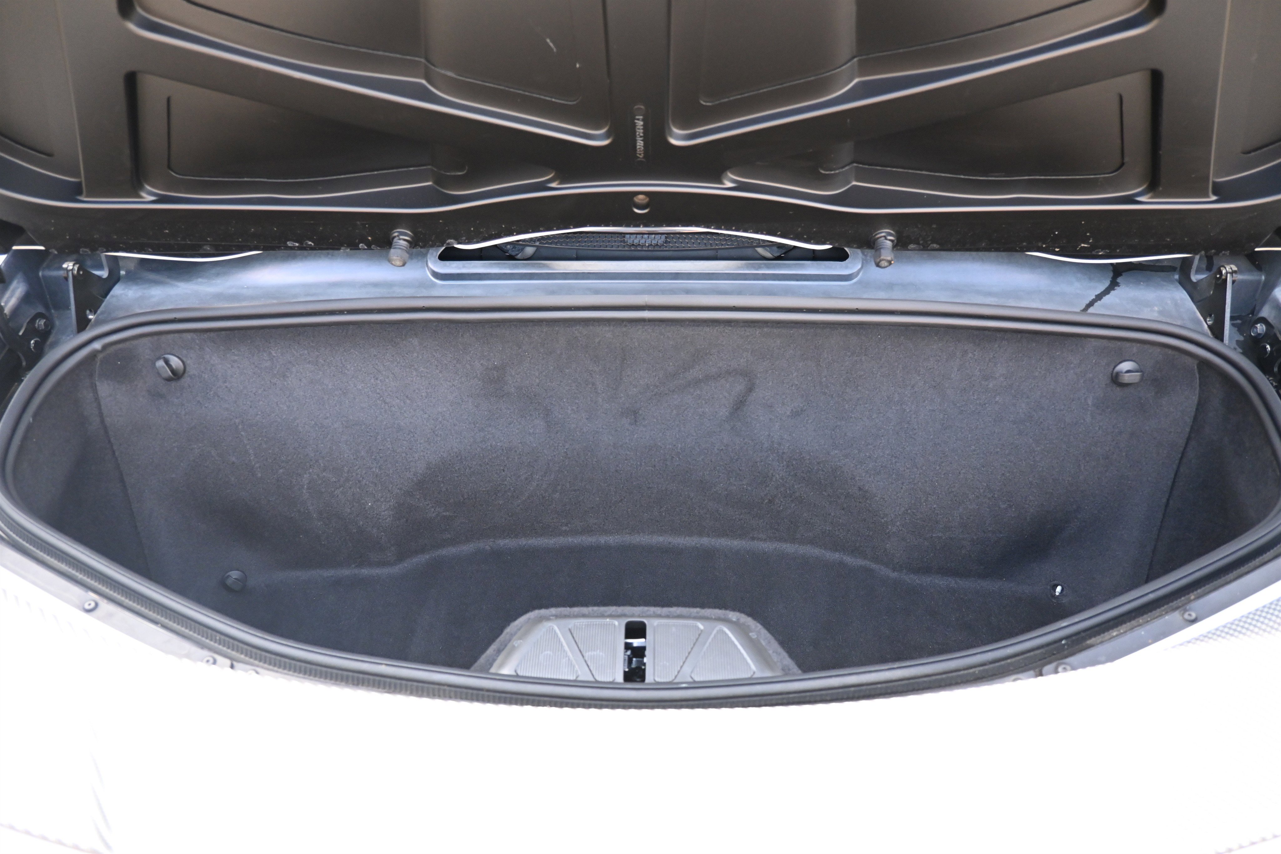 Used 2023 Chevrolet Corvette Stingray Convertible w/ 1LT image 17