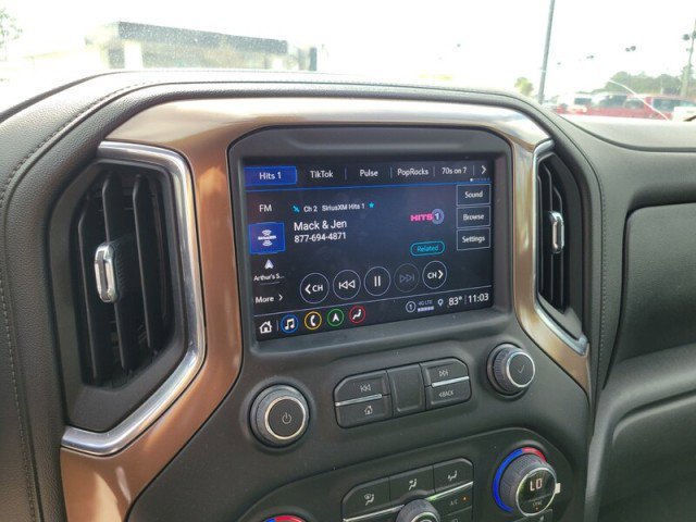 Used 2022 Chevrolet Silverado 2500 High Country w/ Z71 Off-Road Package image 18