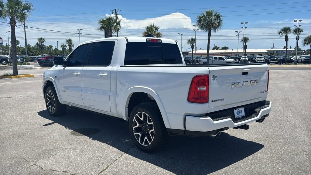 Used 2026 RAM 1500 Laramie w/ Laramie Preferred Package AWD/4WD image 3