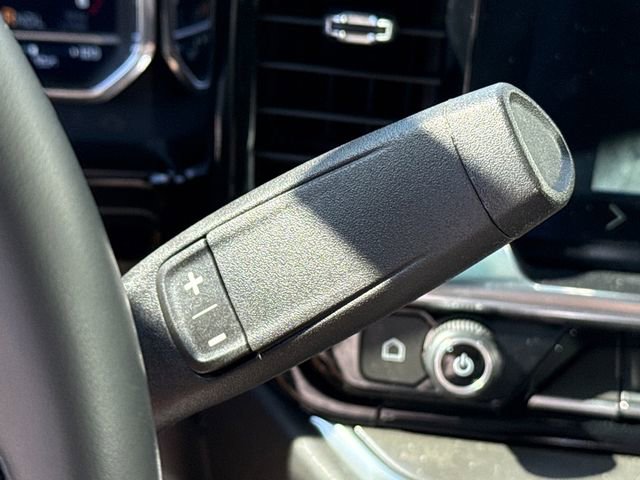 Certified 2025 Chevrolet Silverado 2500 High Country w/ Technology Package image 29