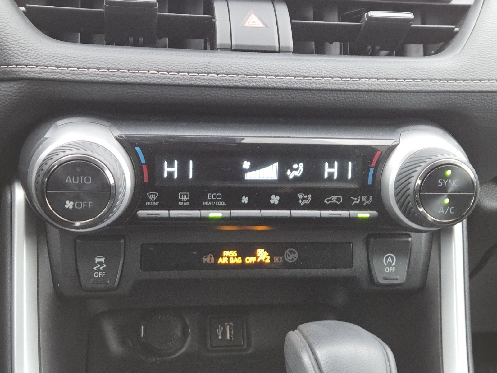 Used 2023 Toyota RAV4 XLE image 29