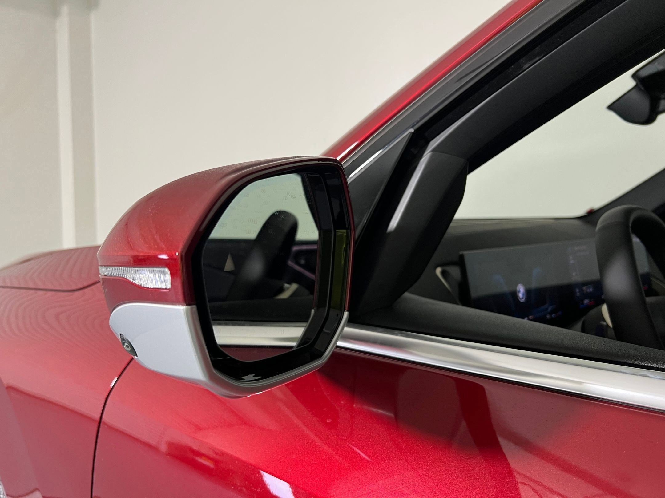 Used 2025 BMW X3 xDrive30i w/ Premium Package AWD/4WD image 23