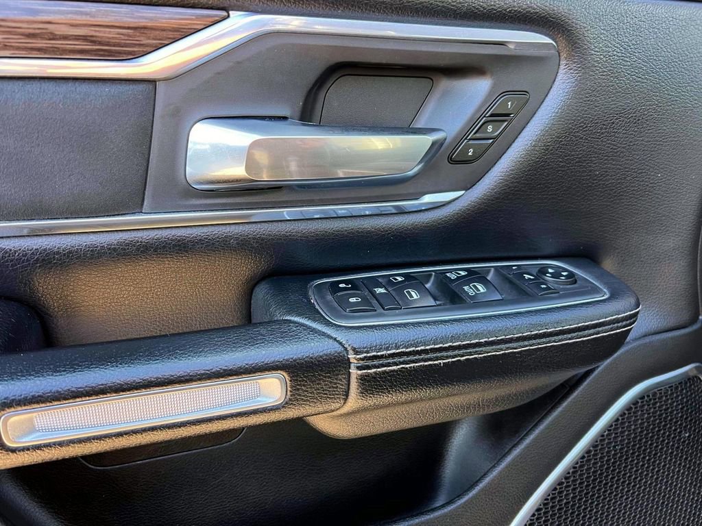 Used 2019 RAM 1500 Laramie image 15