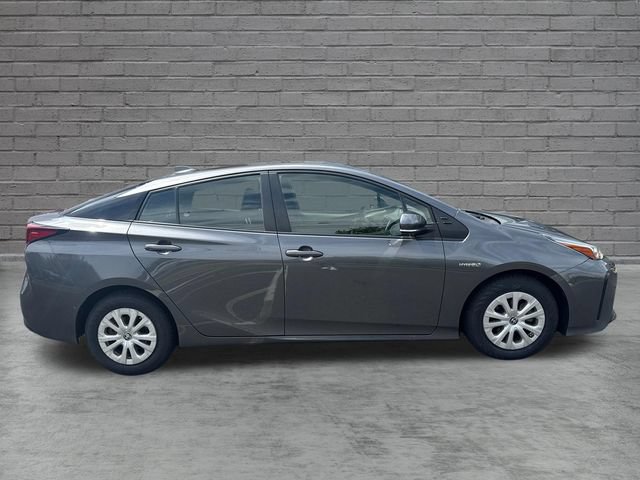 Used 2022 Toyota Prius LE FWD video 2