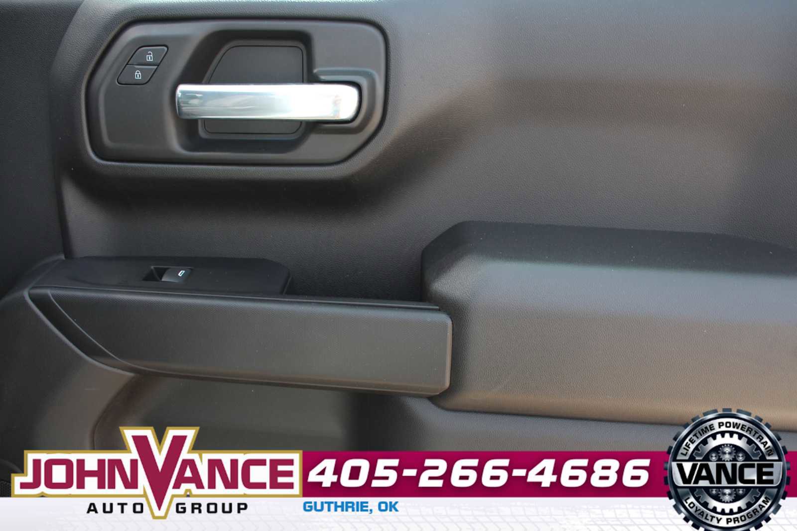 Used 2022 Chevrolet Silverado 1500 Custom image 13