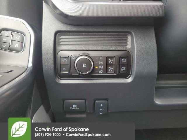 Certified 2025 Ford F450 Platinum image 29