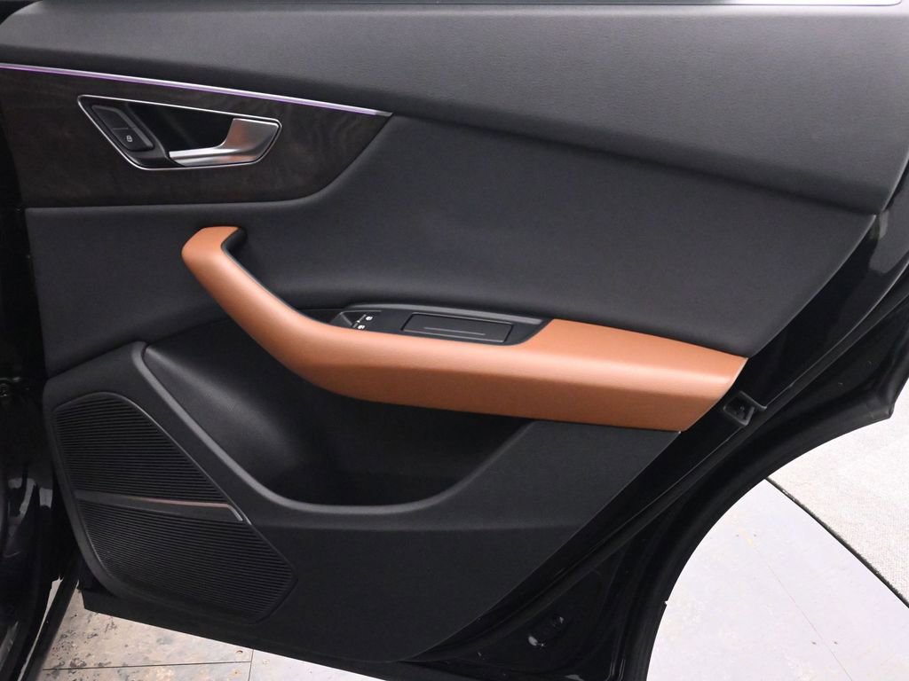 Used 2019 Audi Q8 Prestige w/ Year 1 Package image 17