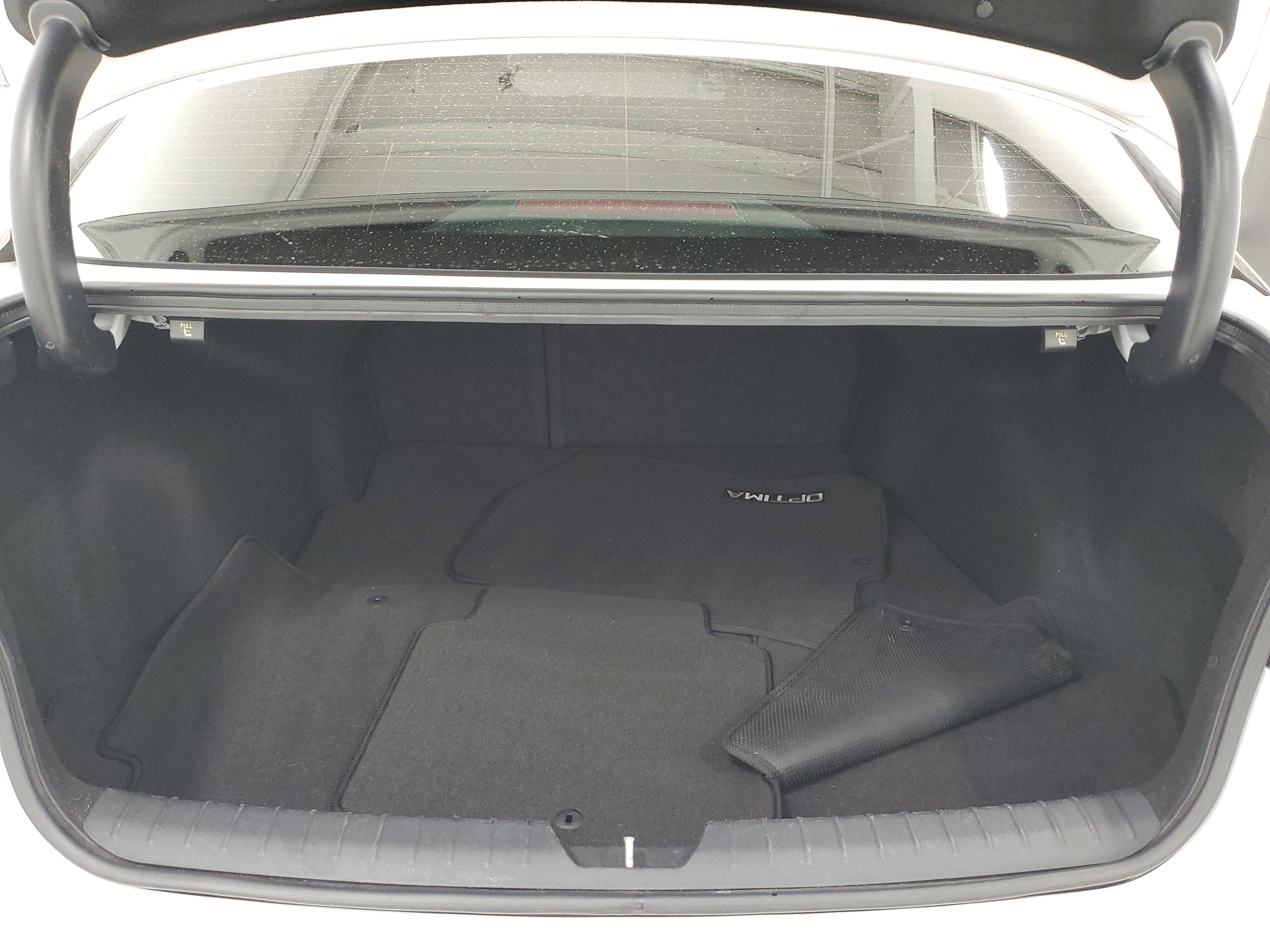 Used 2017 Kia Optima LX FWD image 10