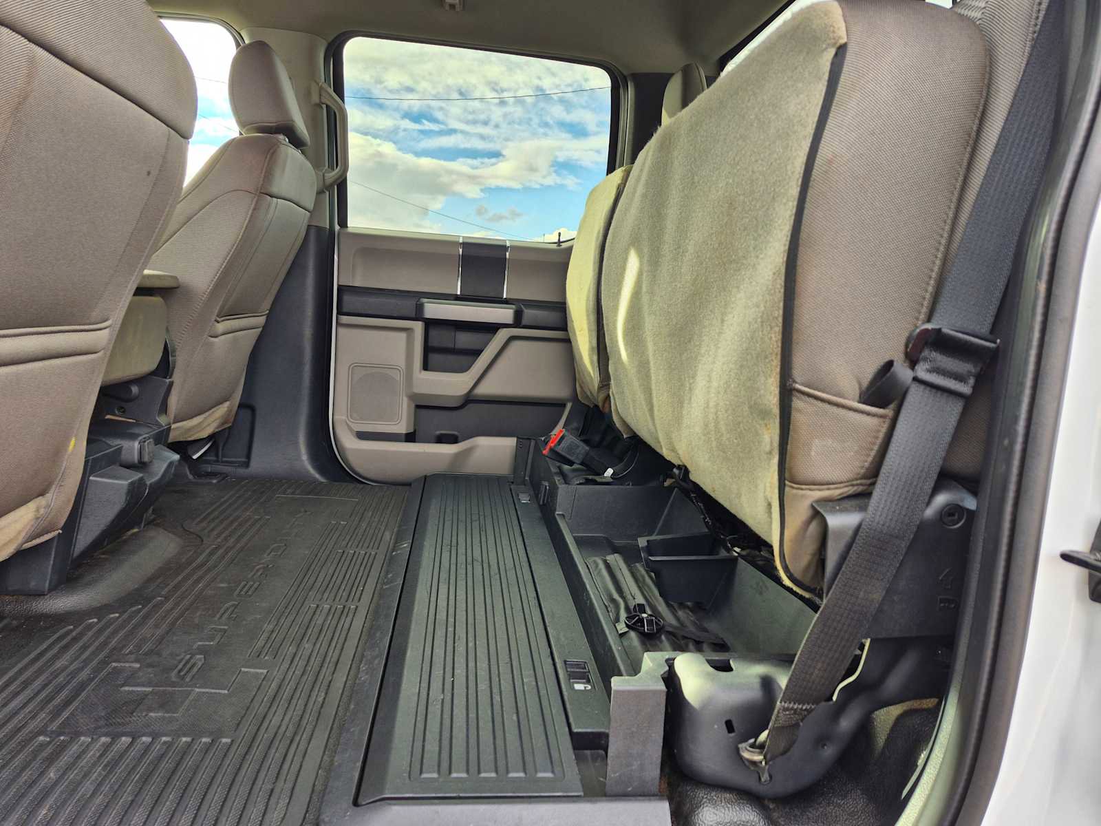 Used 2022 Ford F350 XLT w/ XLT Value Package image 31