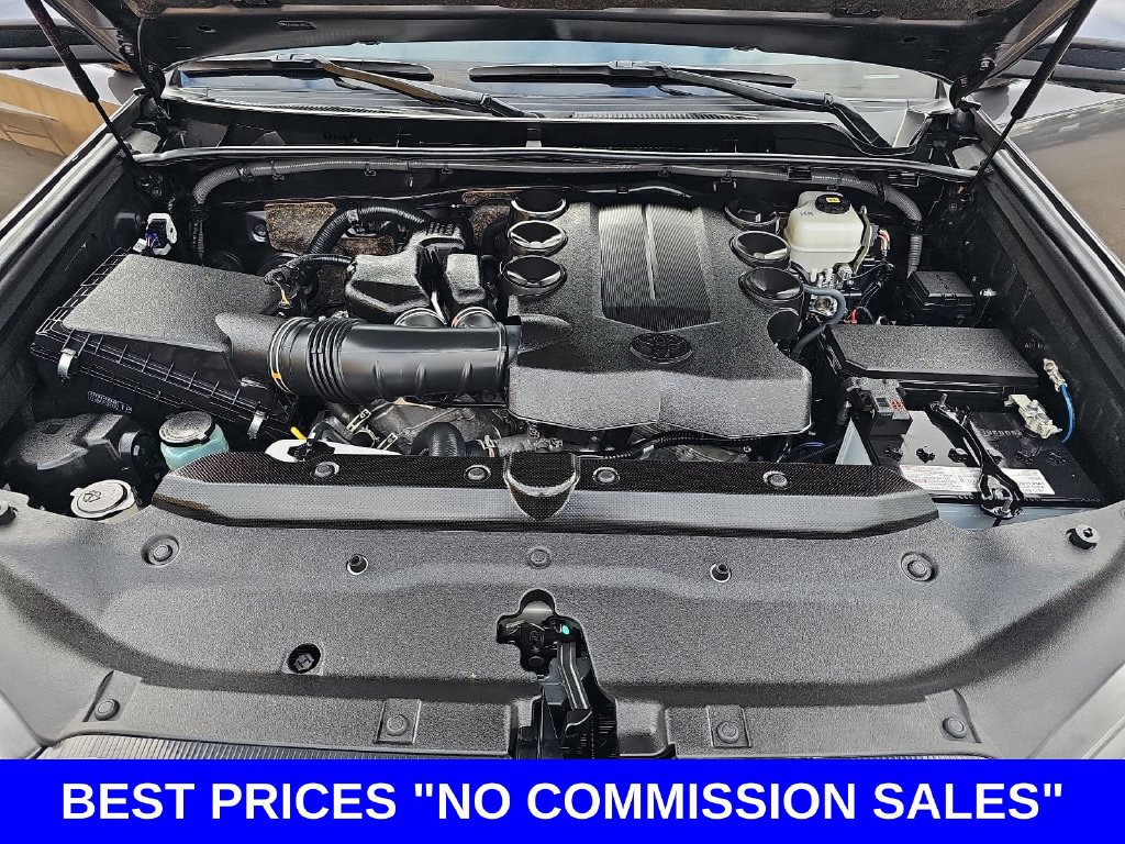 Used 2023 Toyota 4Runner TRD Off-Road Premium w/ Off Road Premium Plus Package AWD/4WD image 31