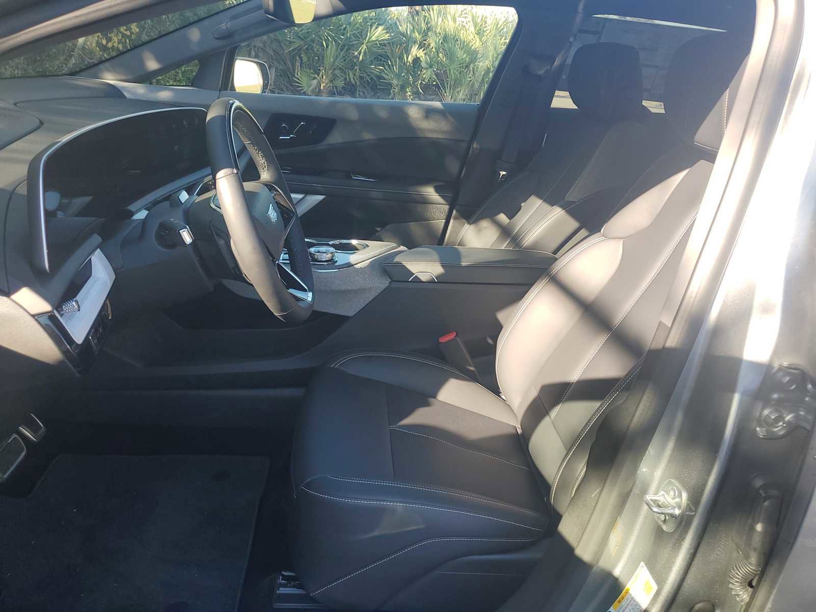 New 2025 Cadillac Optiq Sport 1 image 12