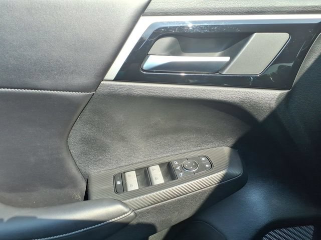Used 2024 Mitsubishi Outlander SE AWD/4WD image 11