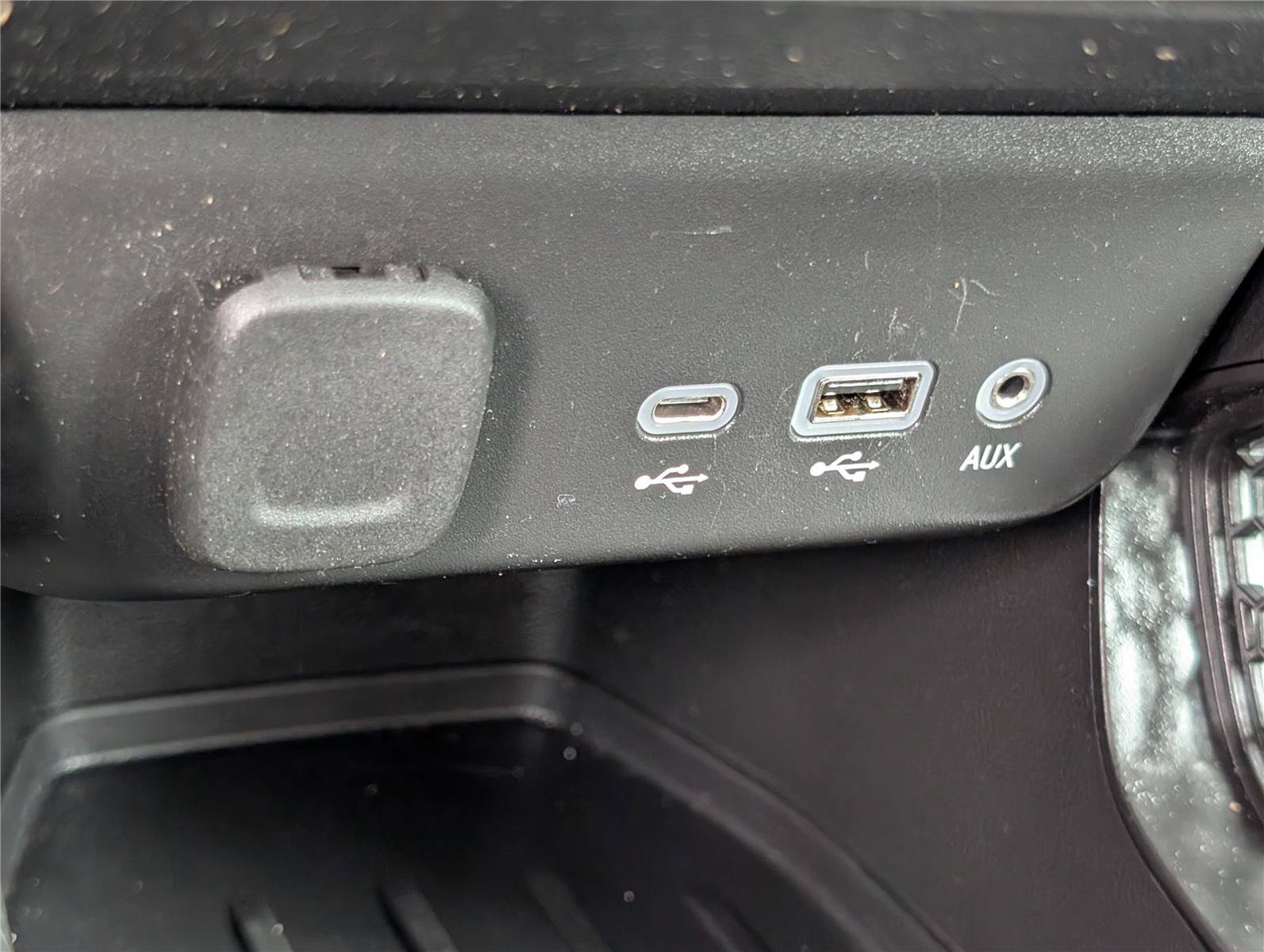 Used 2022 Chevrolet TrailBlazer LT w/ Convenience Package AWD/4WD image 26