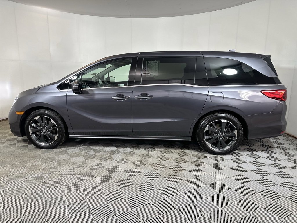 Used 2024 Honda Odyssey Elite image 3