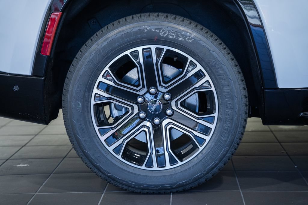 New 2026 Jeep Grand Wagoneer 4WD image 20