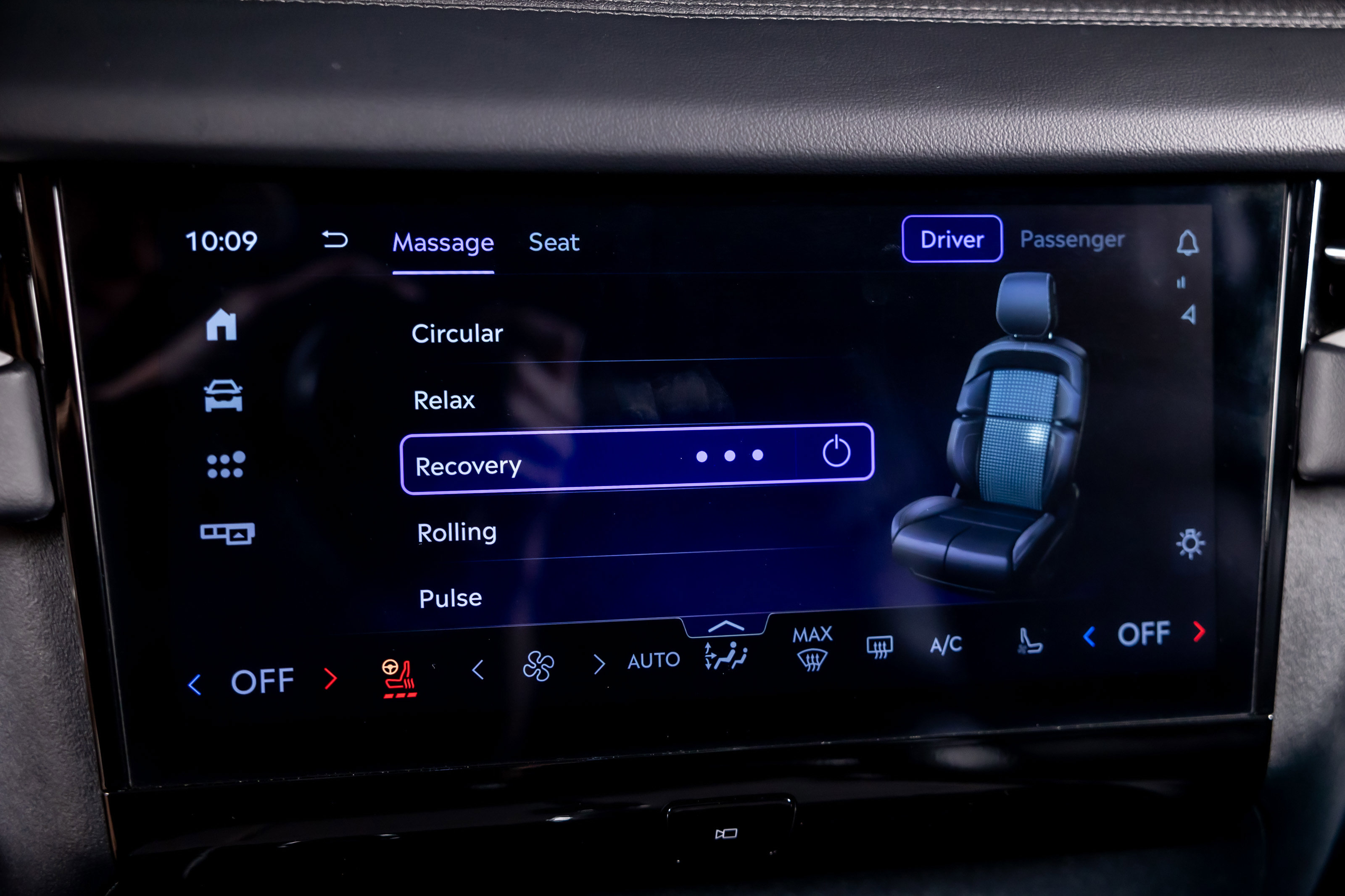 Used 2025 Lincoln Navigator L Reserve image 29