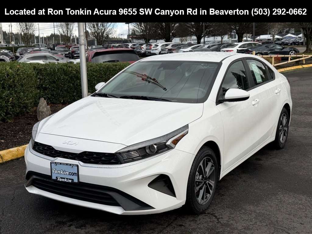 Used 2024 Kia Forte LXS image 4