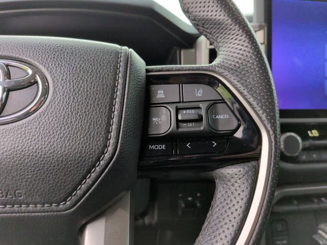 Used 2024 Toyota Tundra Limited AWD/4WD image 19