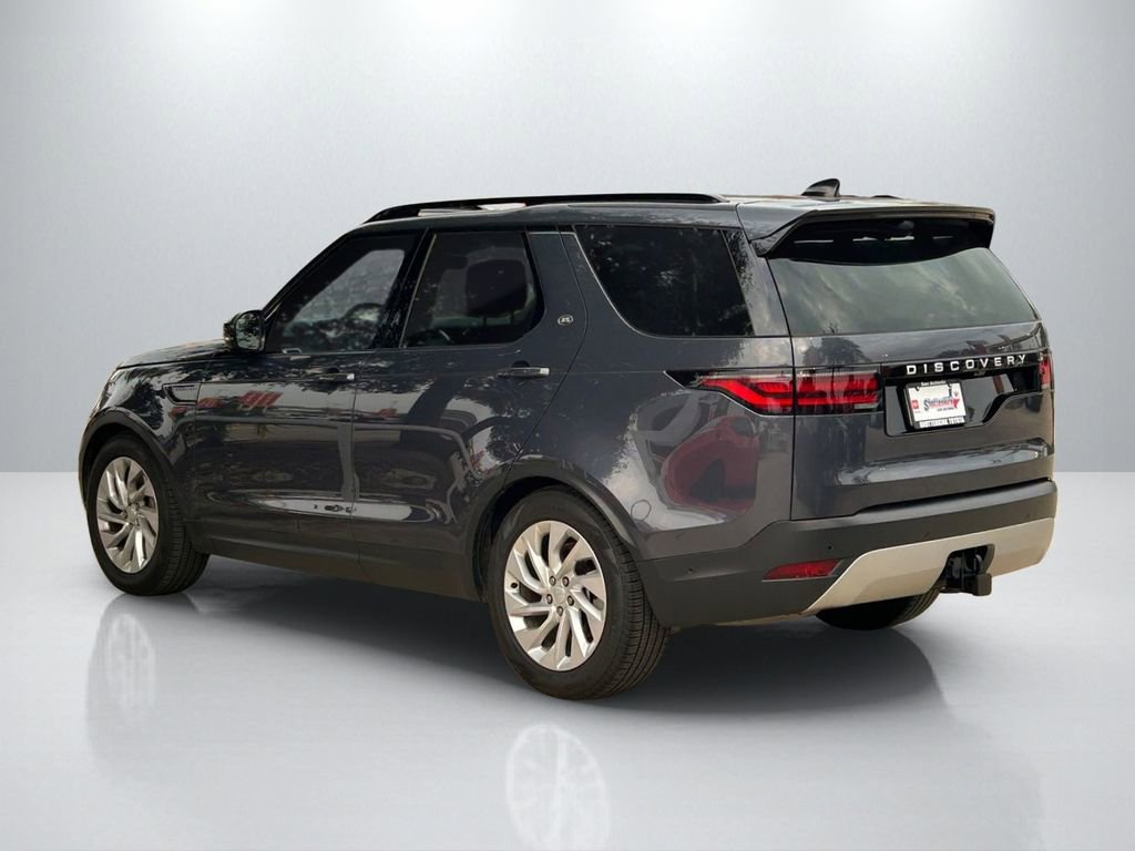Used 2024 Land Rover Discovery S AWD/4WD image 7