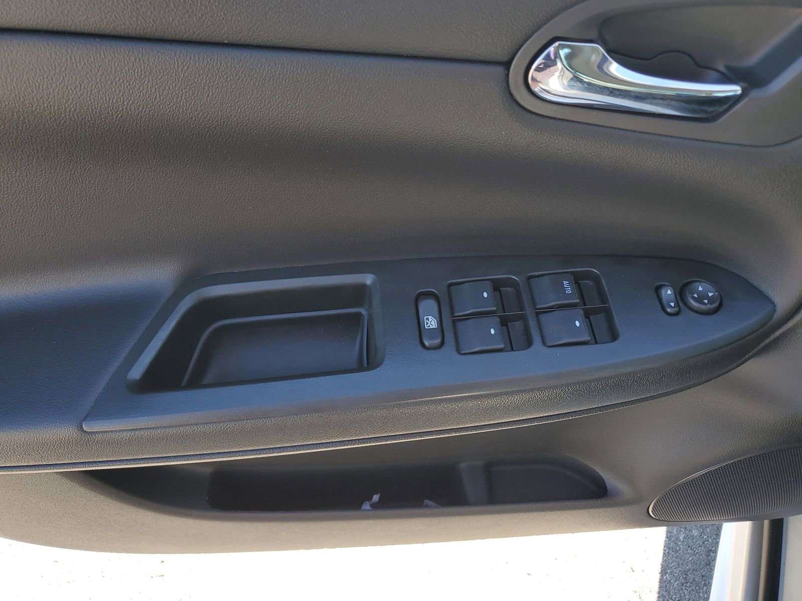 Used 2010 Chevrolet Impala LS FWD image 19