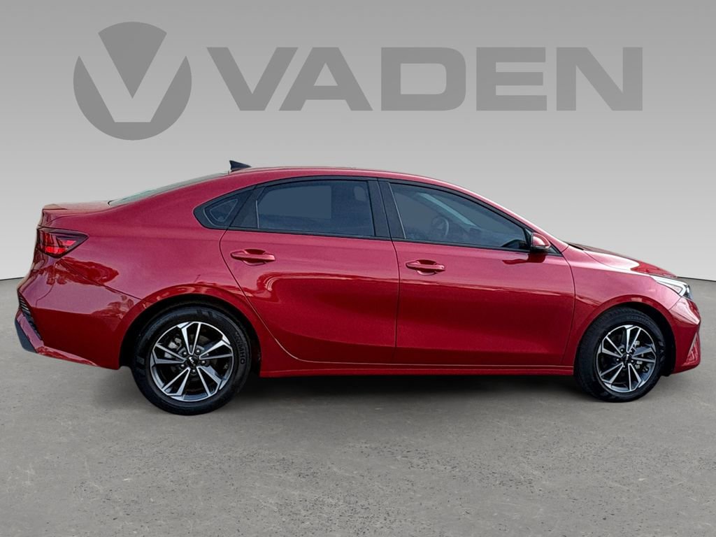 Used 2024 Kia Forte LXS w/ LXS Technology Package image 6