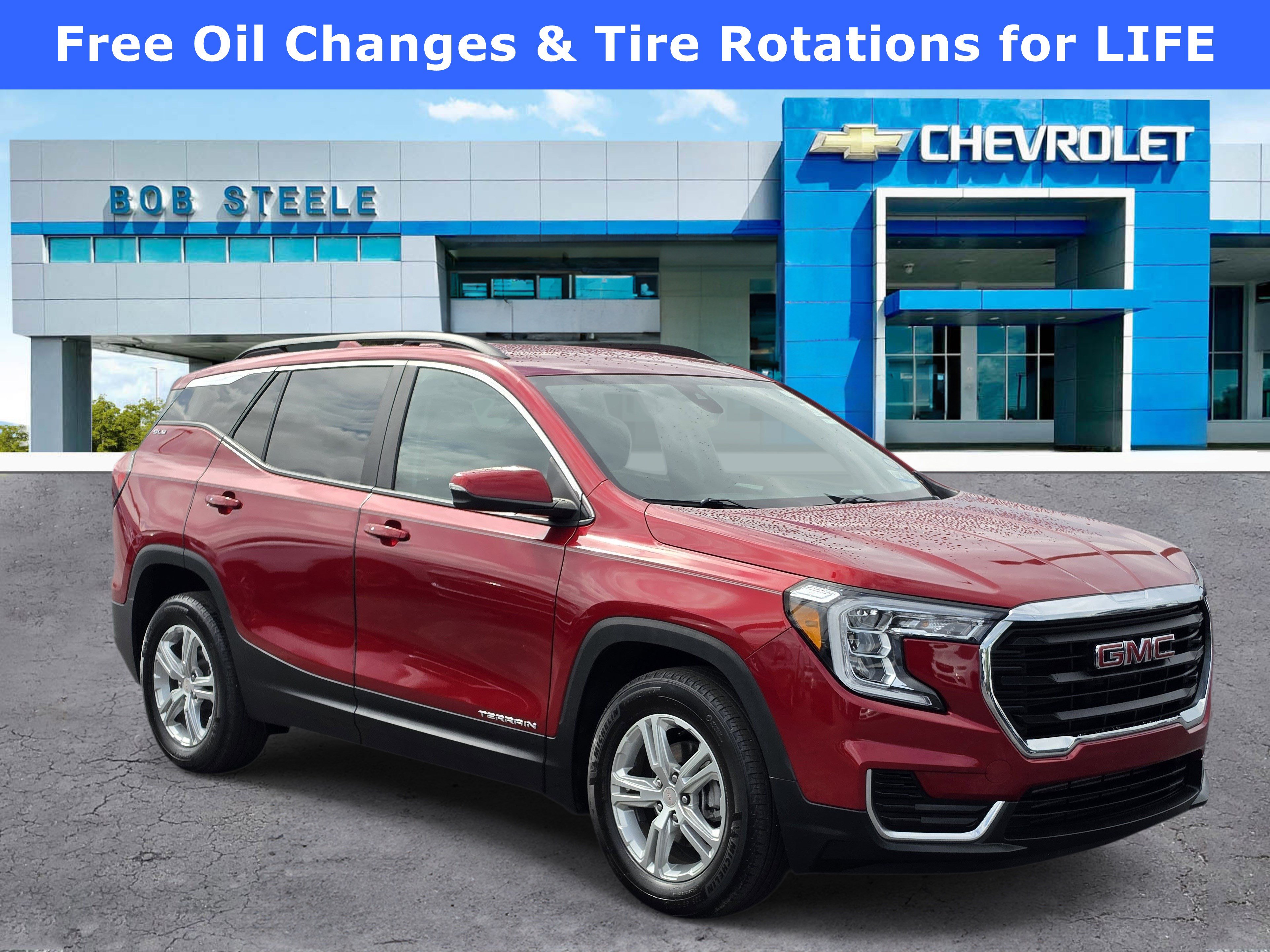 Certified 2024 GMC Terrain SLE w/ Driver Convenience Package FWD image 1