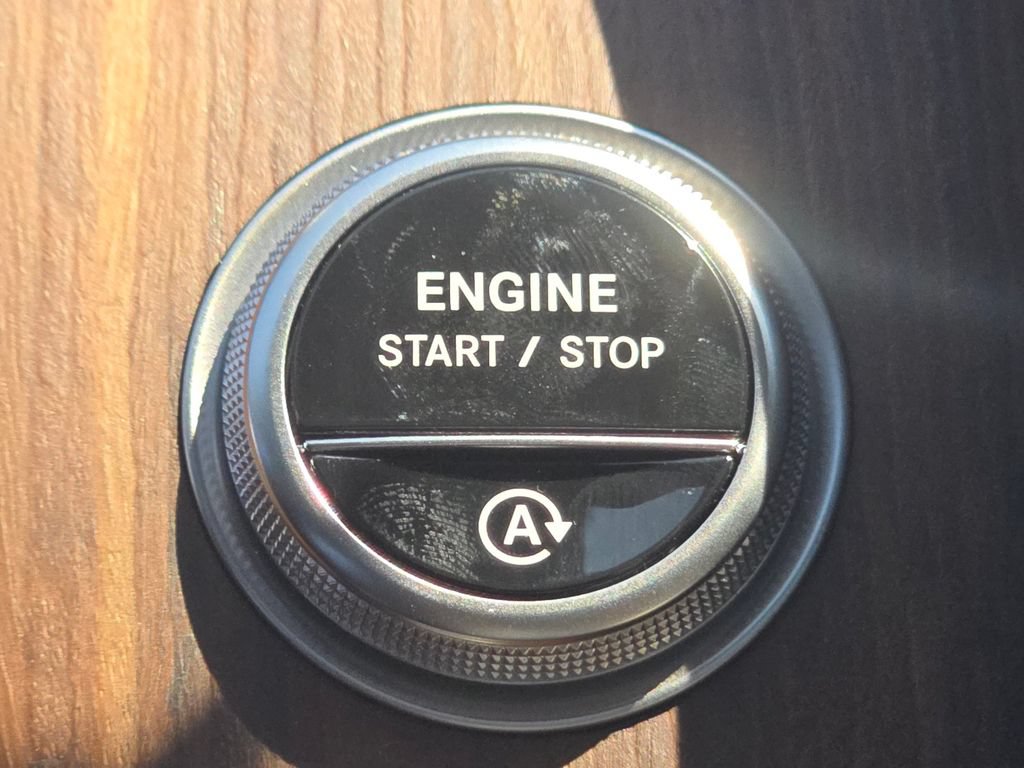New 2027 Mercedes-Benz GLC 300 4MATIC image 37