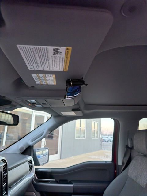 Certified 2022 Ford F150 XLT w/ Equipment Group 302A High image 20