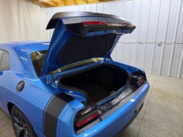 Used 2019 Dodge Challenger R/T RWD image 10