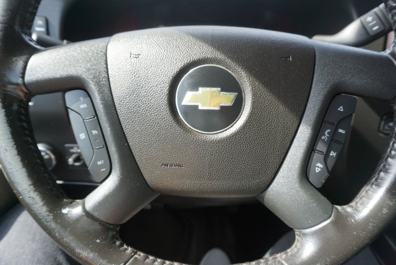 Used 2021 Chevrolet Express 2500 w/ Enhanced Convenience Package RWD image 15