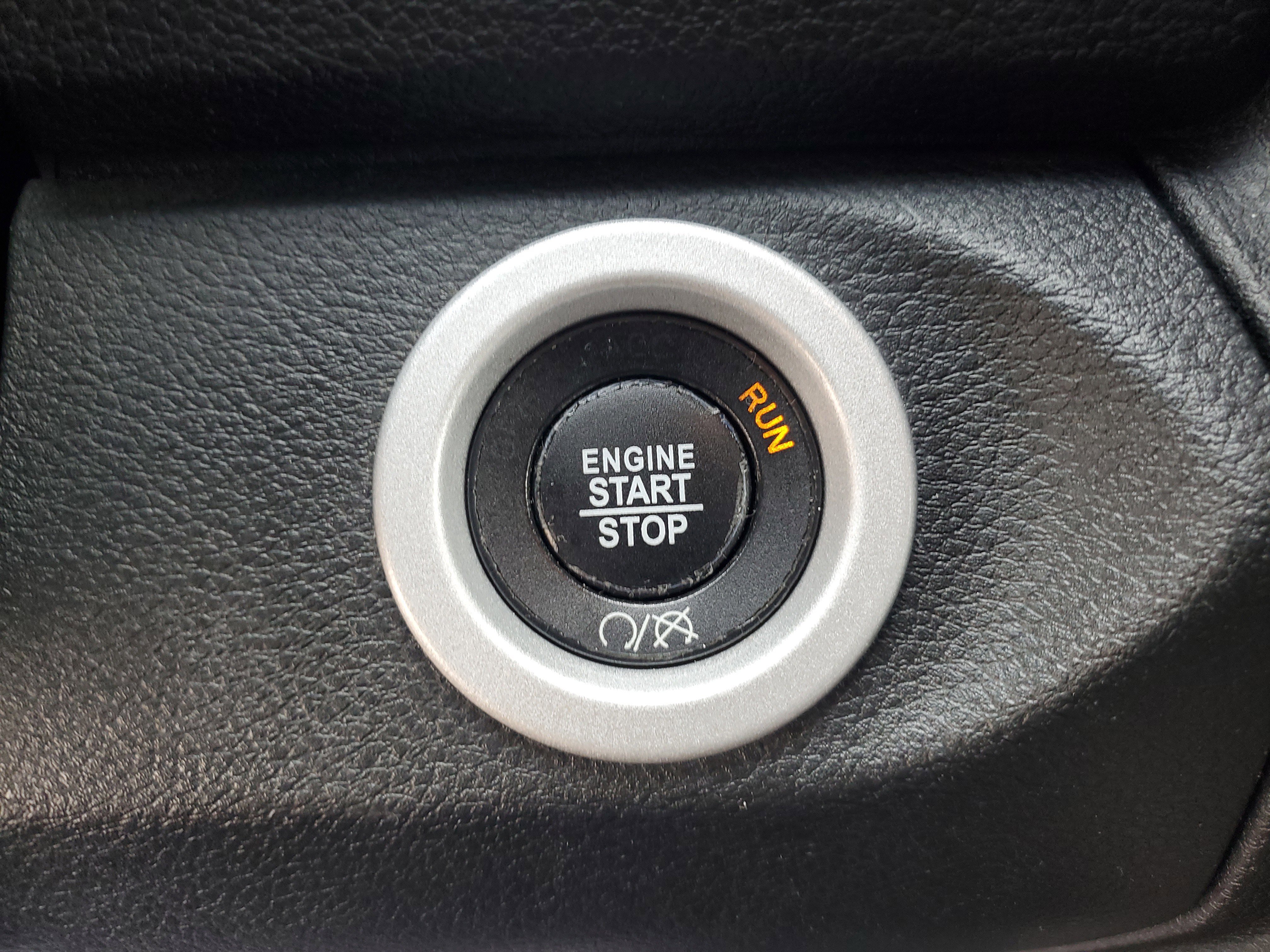 Used 2018 RAM 1500 Rebel w/ Luxury Group image 30