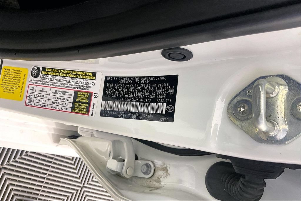 Used 2025 Toyota Camry LE FWD image 45