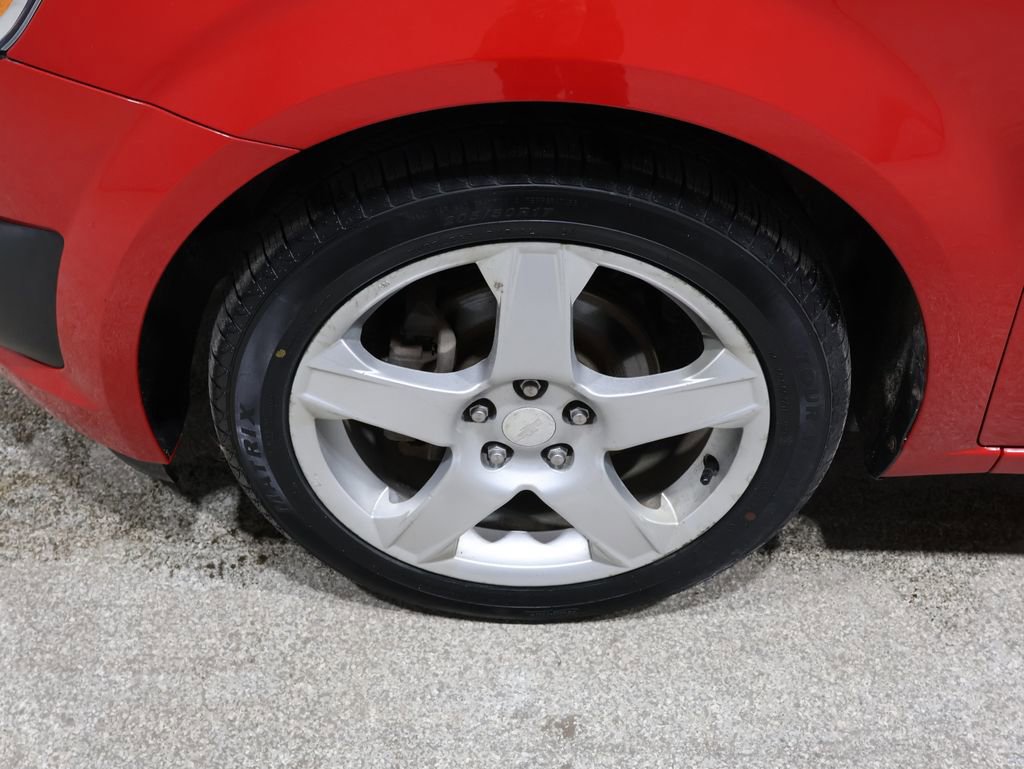 Used 2013 Chevrolet Sonic LTZ image 8