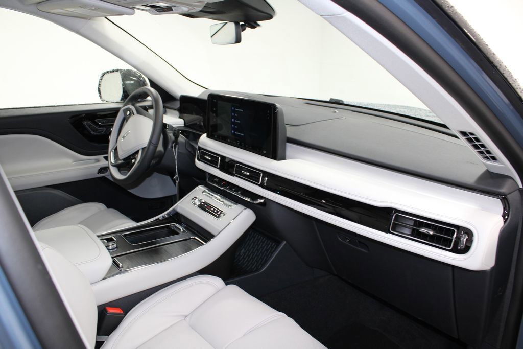 New 2026 Lincoln Aviator Reserve image 30