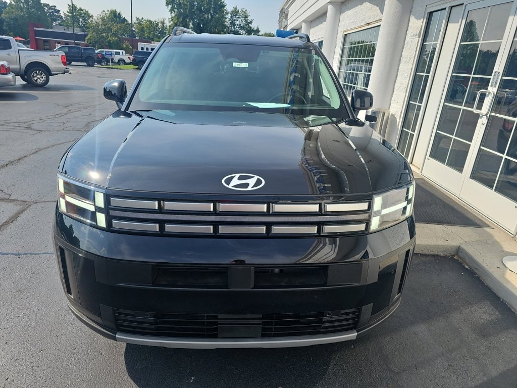 Used 2026 Hyundai Santa Fe SEL AWD/4WD image 3