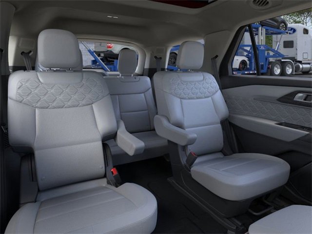 New 2026 Ford Explorer Platinum w/ LUX Leather Package image 11
